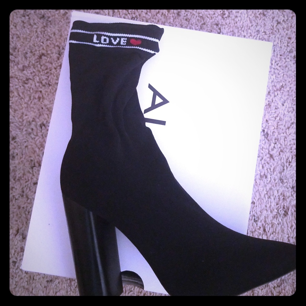Ankle booties
